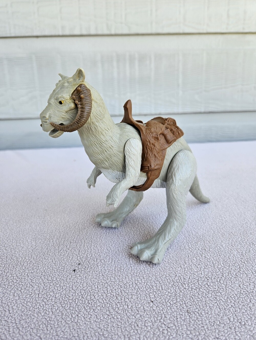 Star Wars Vintage 1979 Hoth Taun Tauntaun Figure Kenner Closed Belly w/ Saddle